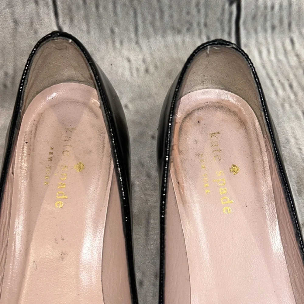 Kate Spade Black Patent Leather Rhinestone Encrusted Accent Flat Shoes Size 6